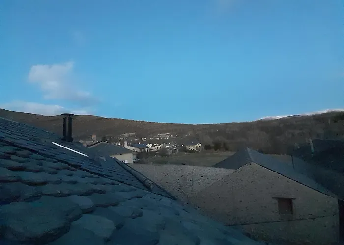 Дом отдыха Maison Familiale A 10 Minutes De Llivia Angoustrine